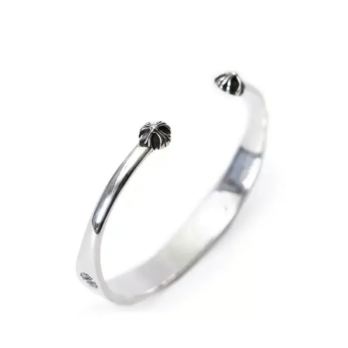 CH PLUS LOGO FLAT CUFF