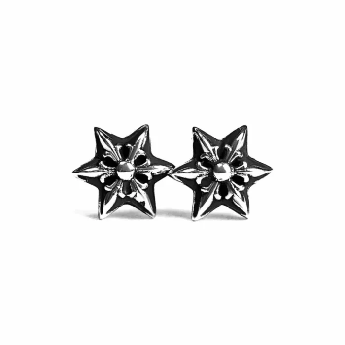 CH CUT OUT STAR EARRING