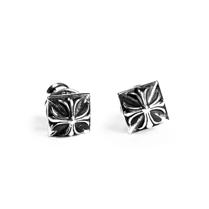 CH PYRAMID PLUS STUD EARRINGS